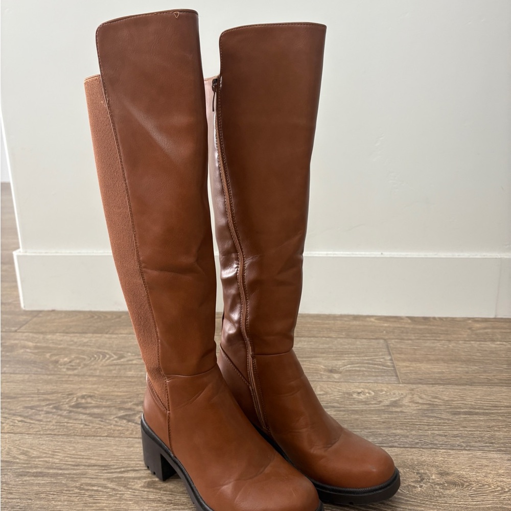 Brown Knee-High Women's Boots